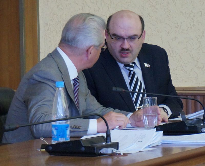 Глава Ижевска Александр Ушаков и его заместитель по думе Василий Шаталов. Фото ©День.org