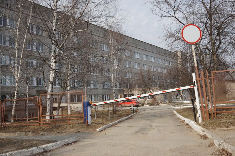 В закрытой в Ижевске на карантин ГКБ №1 остались 135 пациентов и 79 сотрудников. Фото: © тг-канал «Это Щукин»