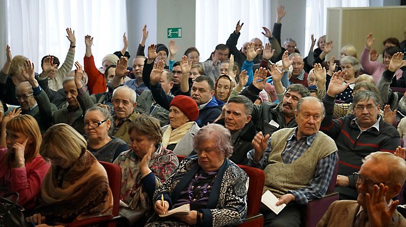 На встрече жителей Ижевска по капремонту. 2 марта 2016 года. Фото: «ДЕНЬ.org»