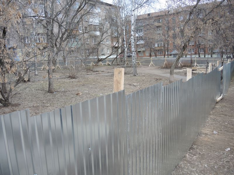 Этот участок земли в центре Ижевска теперь стал передовой борьбы между жителями и застройщиками в Ижевске.