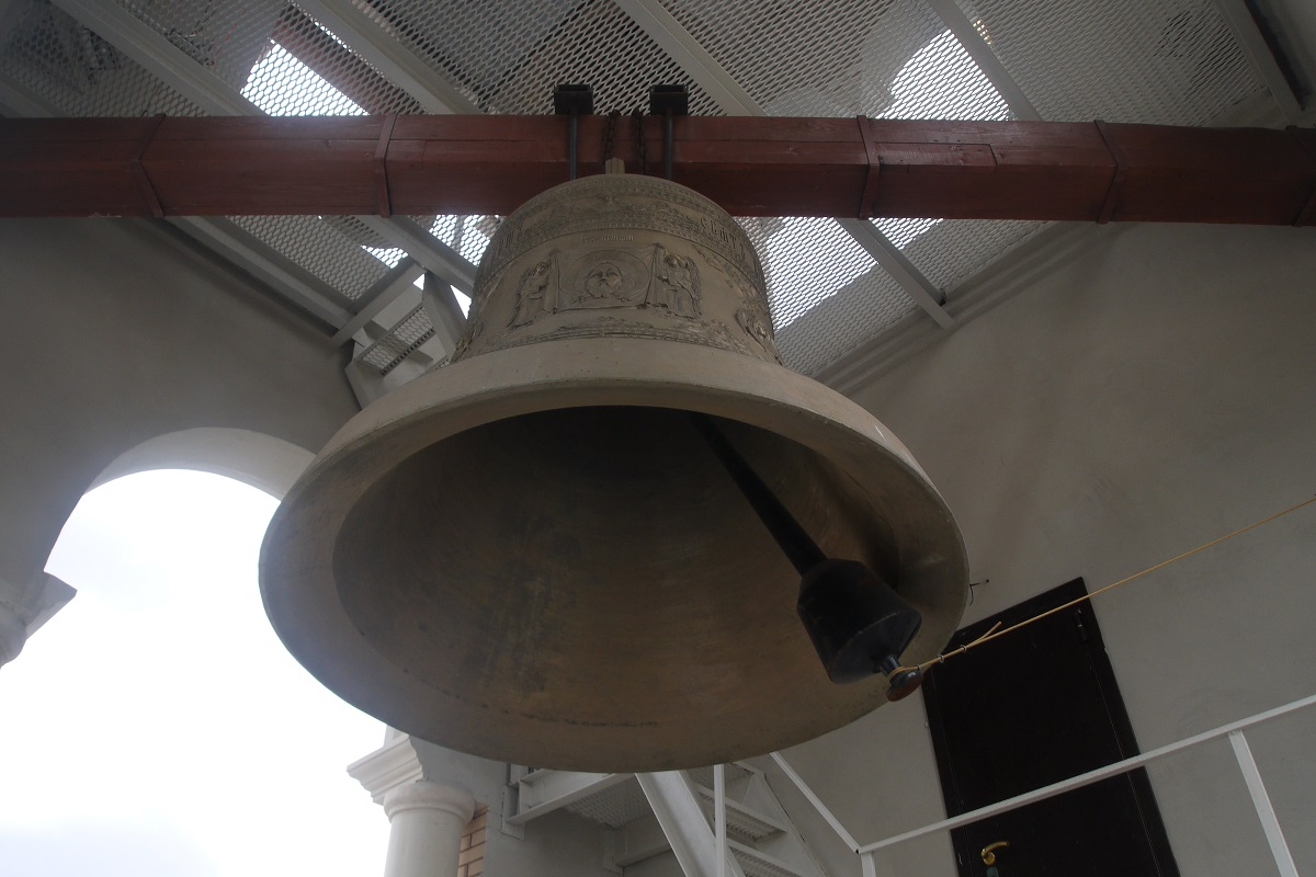 Самый крупный колокол в храме весит 4,5 тонны. Фото: ©«ДЕНЬ.org»